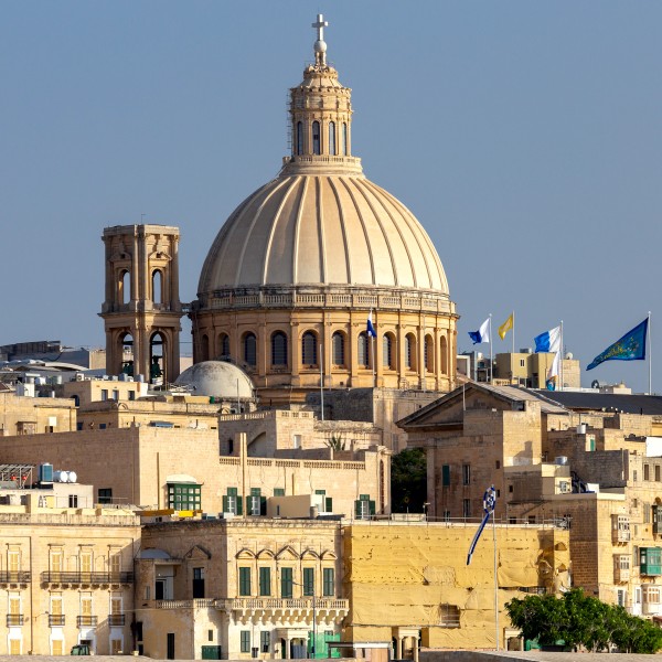 מדינה – חוויה קסומה במפגש של מזרח ומערב