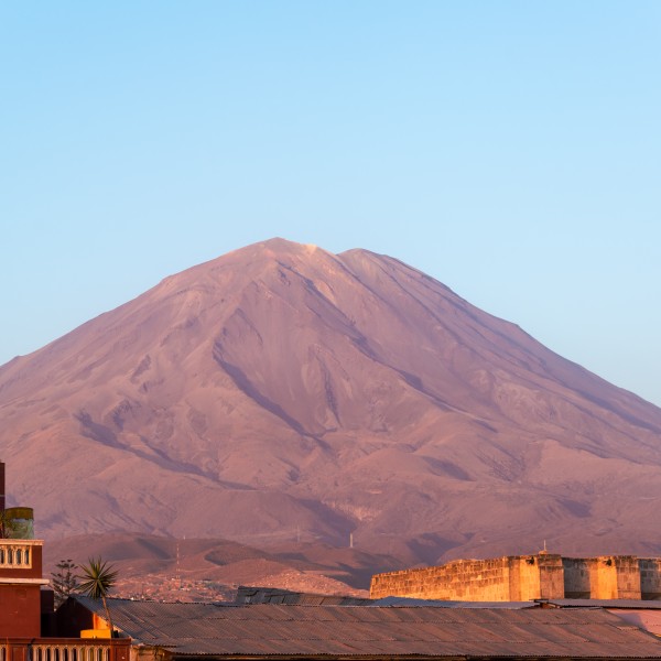אראקיפה – הפנינה הלבנה של פרו מחכה לכם